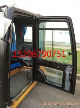 點(diǎn)擊查看詳細(xì)信息<br>標(biāo)題：三一SY215-9/SY-9型挖掘機(jī)駕駛室總成 帶內(nèi)飾線(xiàn)束 閱讀次數(shù)：3505